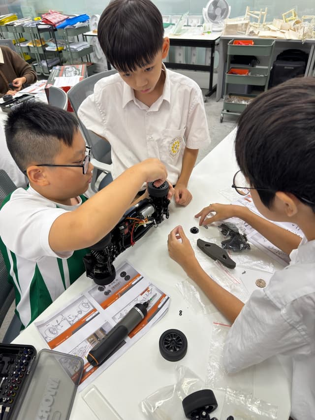 Go-kart racing highlight image 17