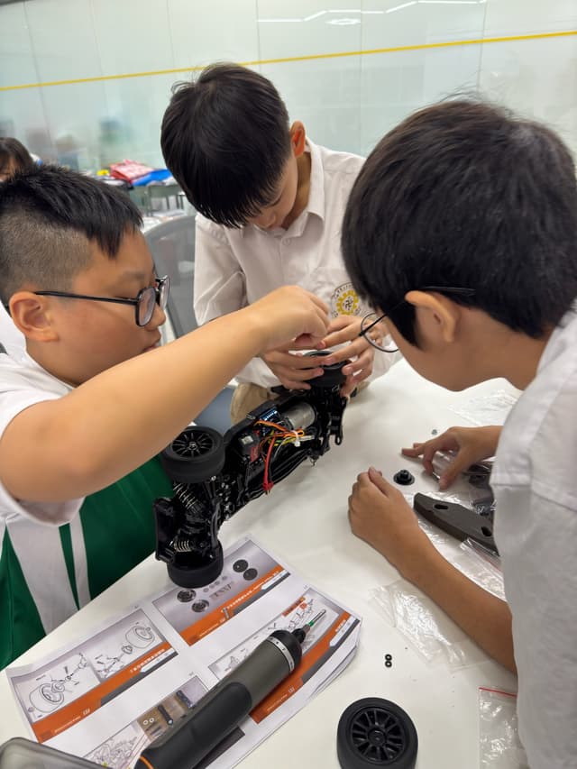 Go-kart racing highlight image 18