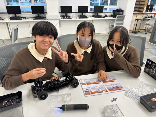 Go-kart racing highlight image 22